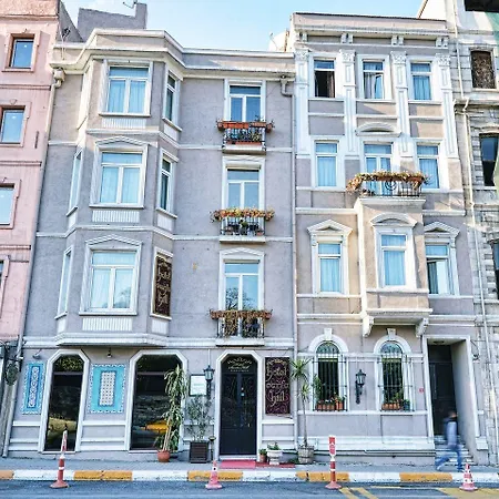 Santa Hill 3* Istambul