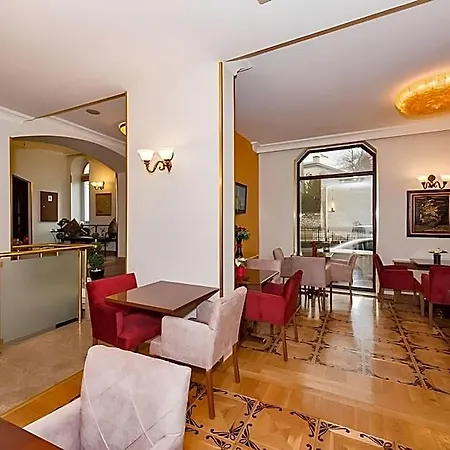 Santa Hill 3* Istambul