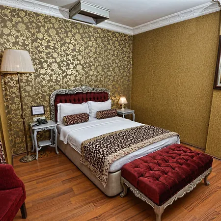 Отель Santa Hill 3*