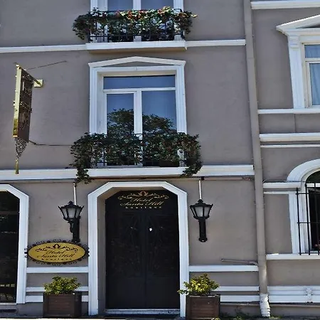 Отель Santa Hill 3*