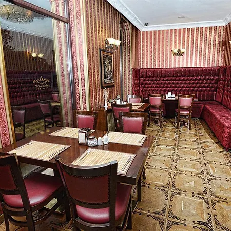 Santa Hill Hotel