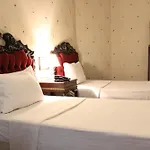 Santa Hill Hotel 3*