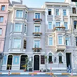 Santa Hill 3* Istanbul